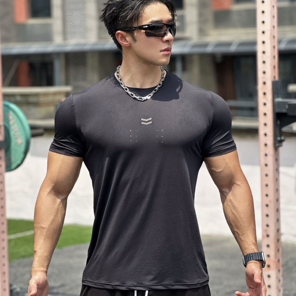 Muscle Fit Compression Fitness Short Sleeve Men's Basketball Running Training Cool Stretch Sports T-Shirt