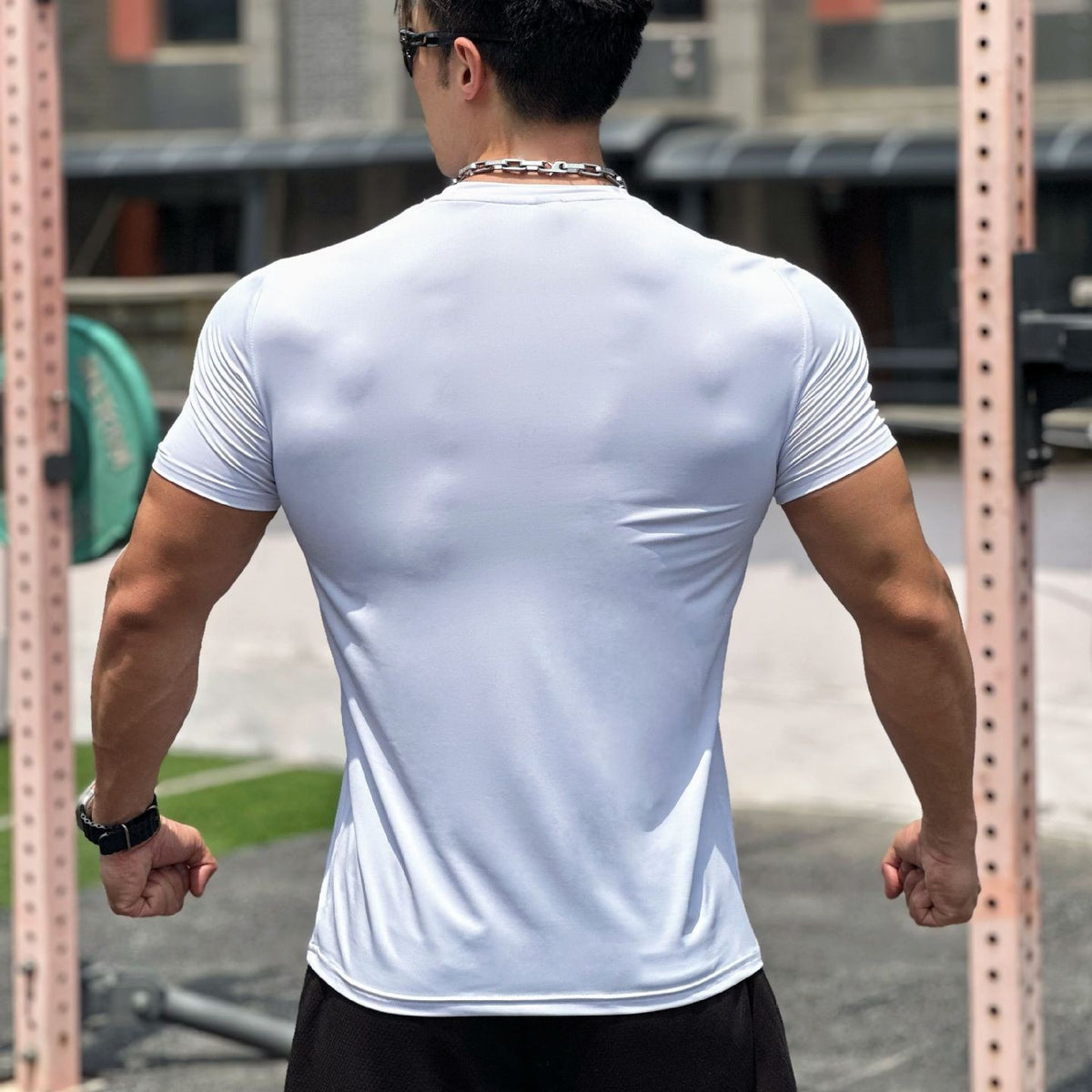 Muscle Fit Compression Fitness Short Sleeve Men's Basketball Running Training Cool Stretch Sports T-Shirt