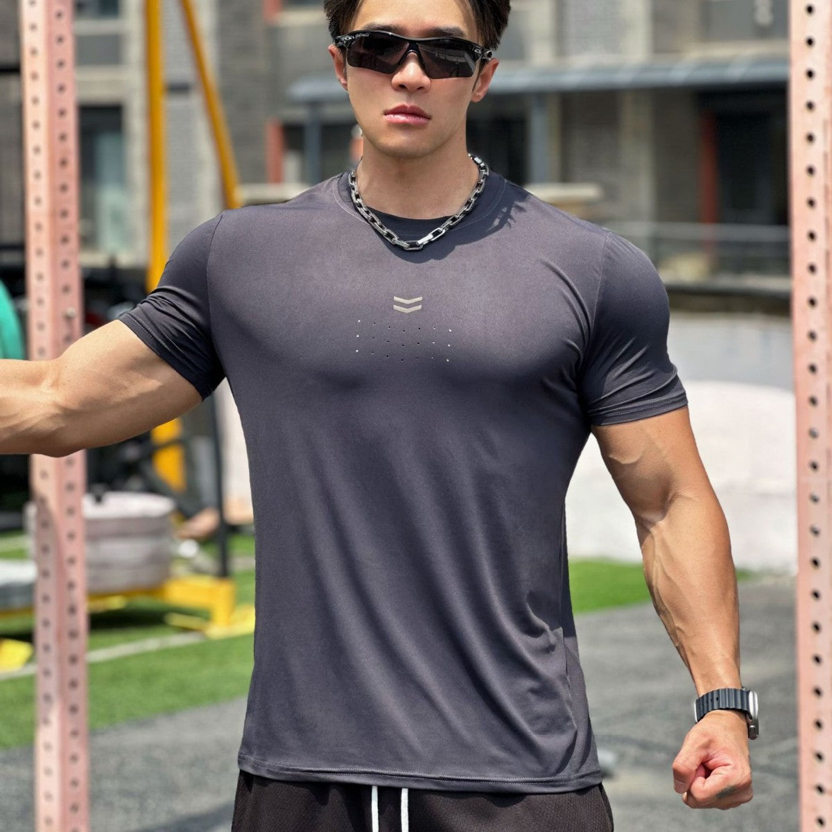 Muscle Fit Compression Fitness Short Sleeve Men's Basketball Running Training Cool Stretch Sports T-Shirt